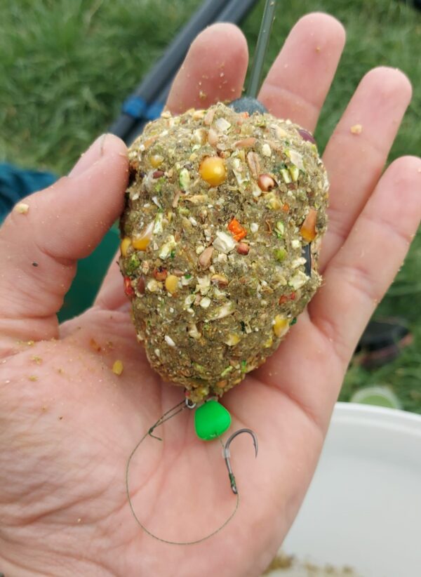 Groundbait CTENO - SPECIAL AMUR - 50% Faina Lucerna - imagine 3